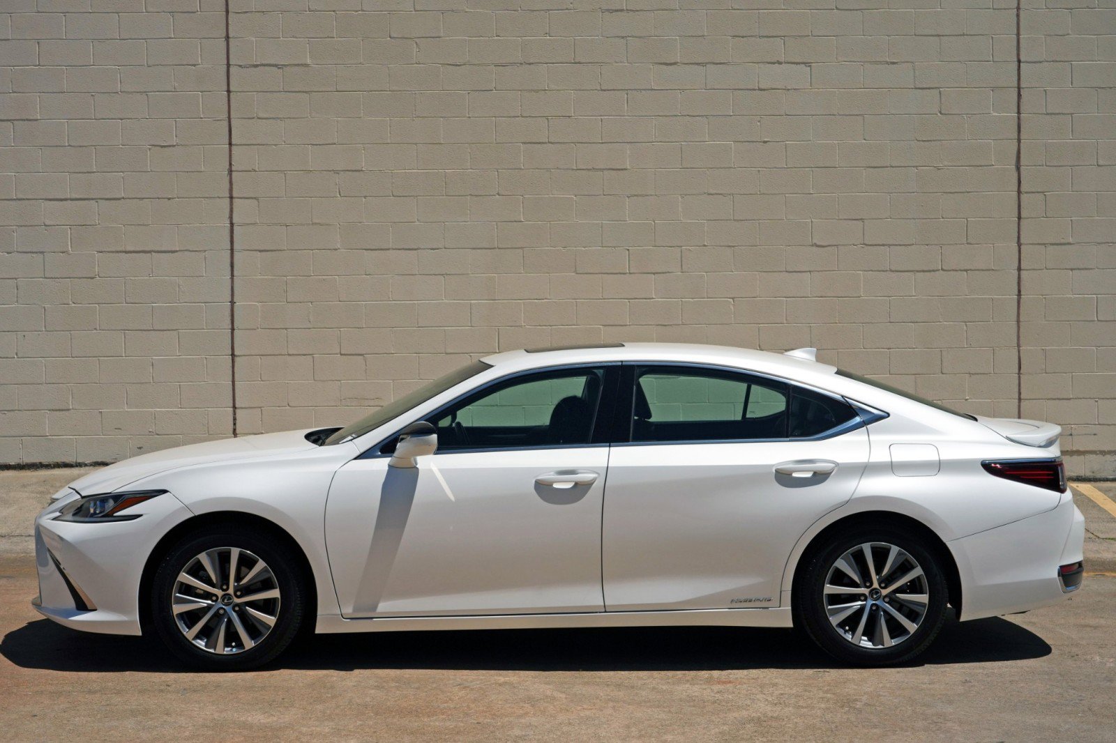 Used 2021 Lexus ES 300h w/ Accessory Package 2 FWD image 45