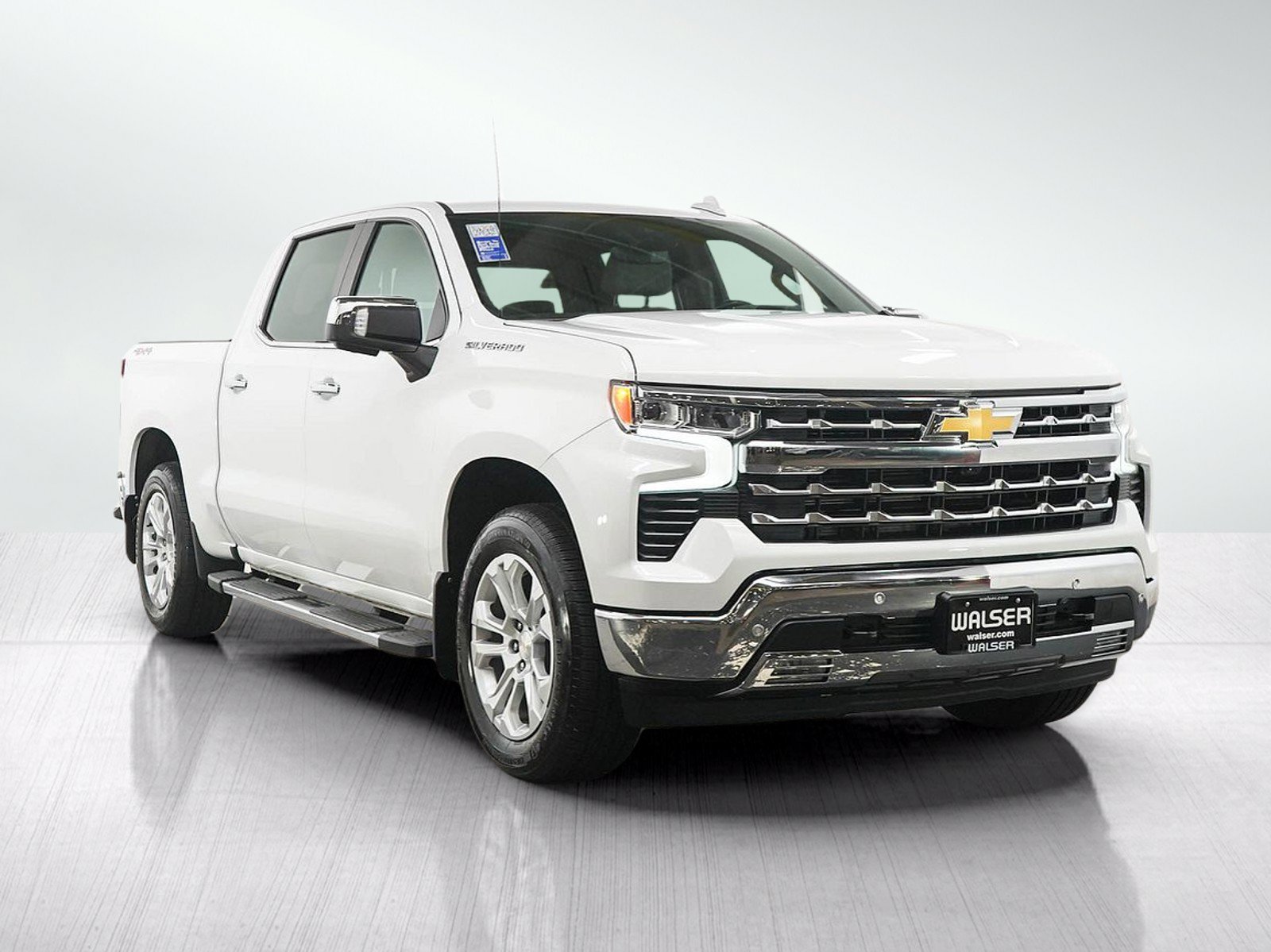 Used 2022 Chevrolet Silverado 1500 LTZ w/ Technology Package AWD/4WD image 7