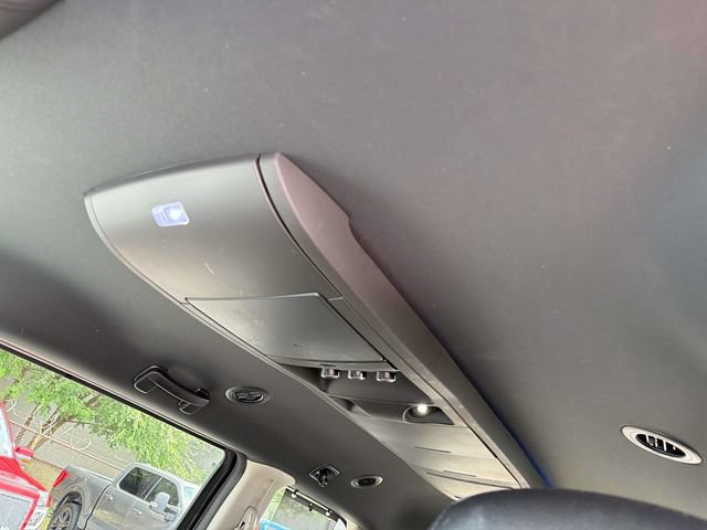 Used 2015 Dodge Grand Caravan SXT FWD image 28