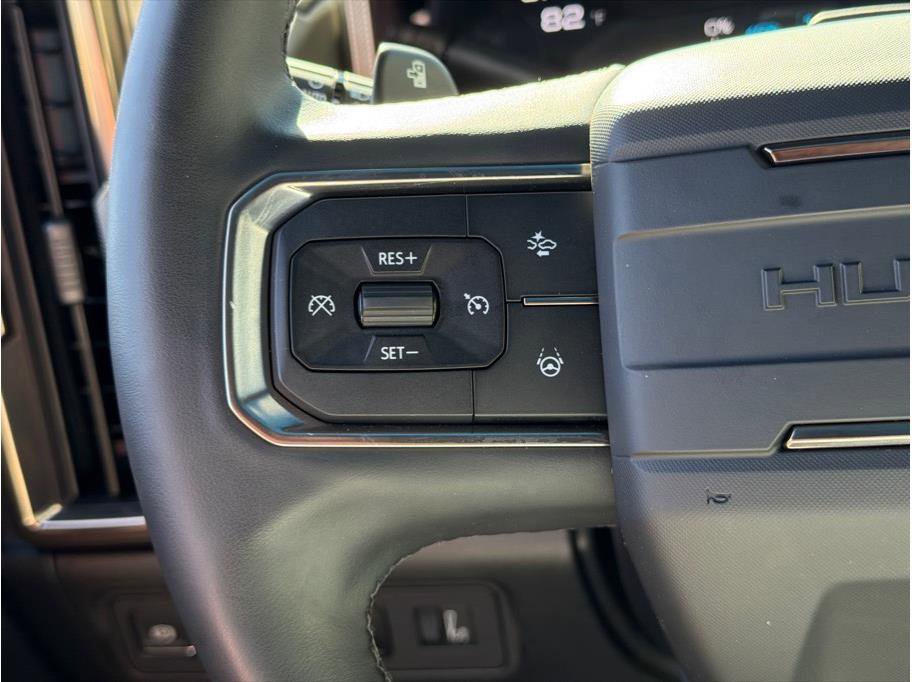 Used 2025 GMC Hummer EV 2X image 22