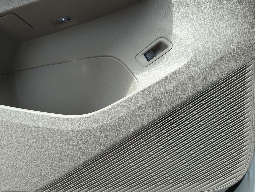 New 2026 Volkswagen Atlas SEL Premium R-Line image 29