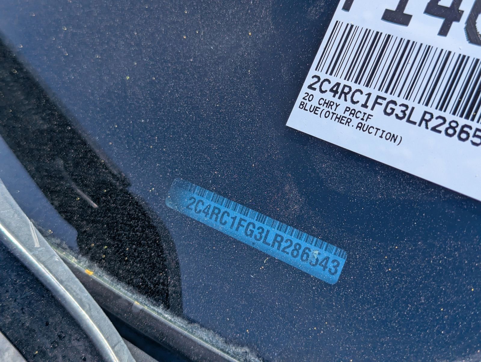 Used 2020 Chrysler Pacifica Touring w/ S Appearance Package image 6