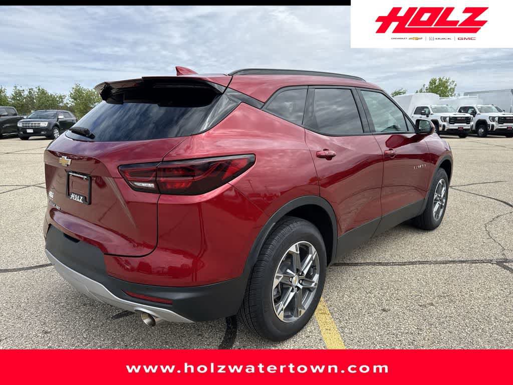 Certified 2024 Chevrolet Blazer LT w/ Convenience Package AWD/4WD image 7