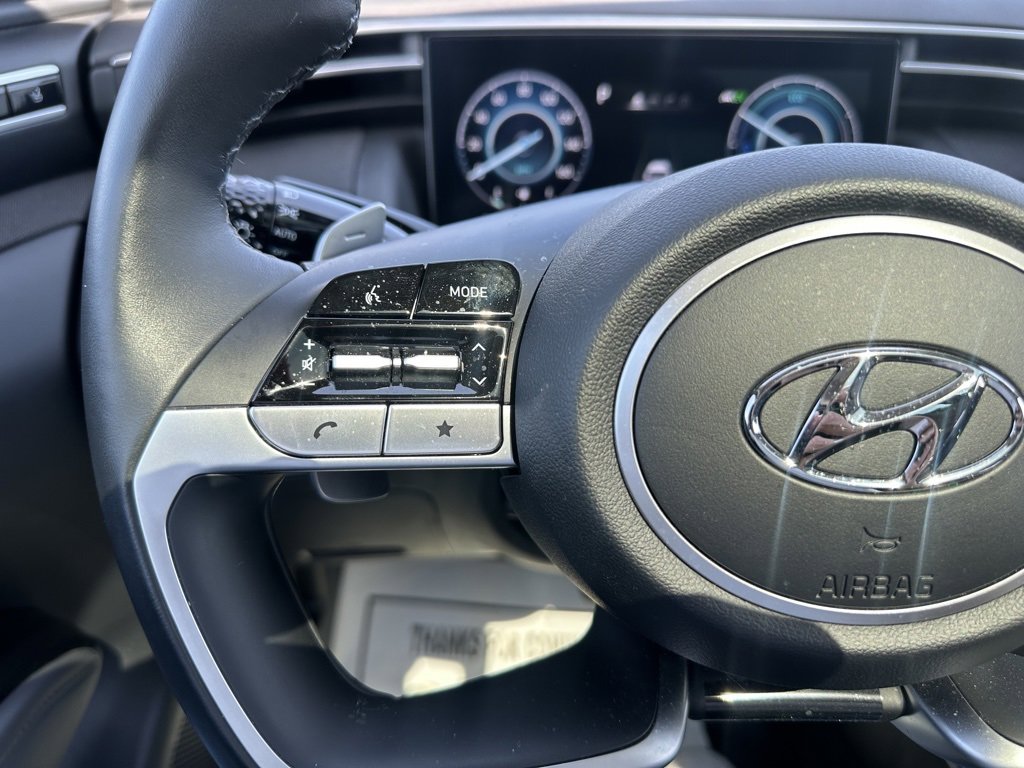 Used 2024 Hyundai Tucson Limited image 19