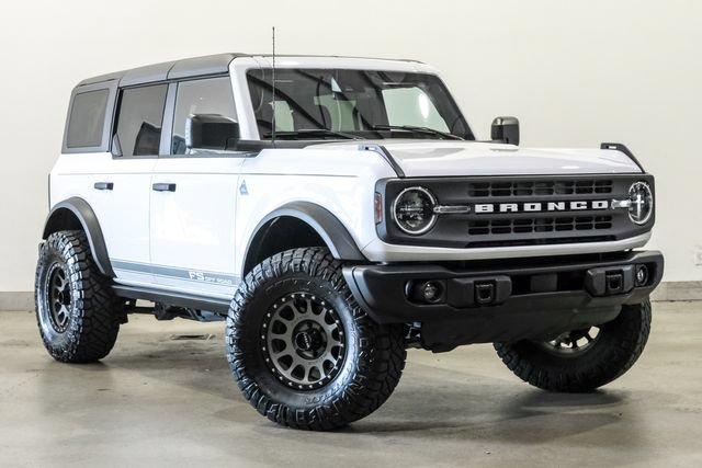 Used 2024 Ford Bronco Black Diamond AWD/4WD image 4