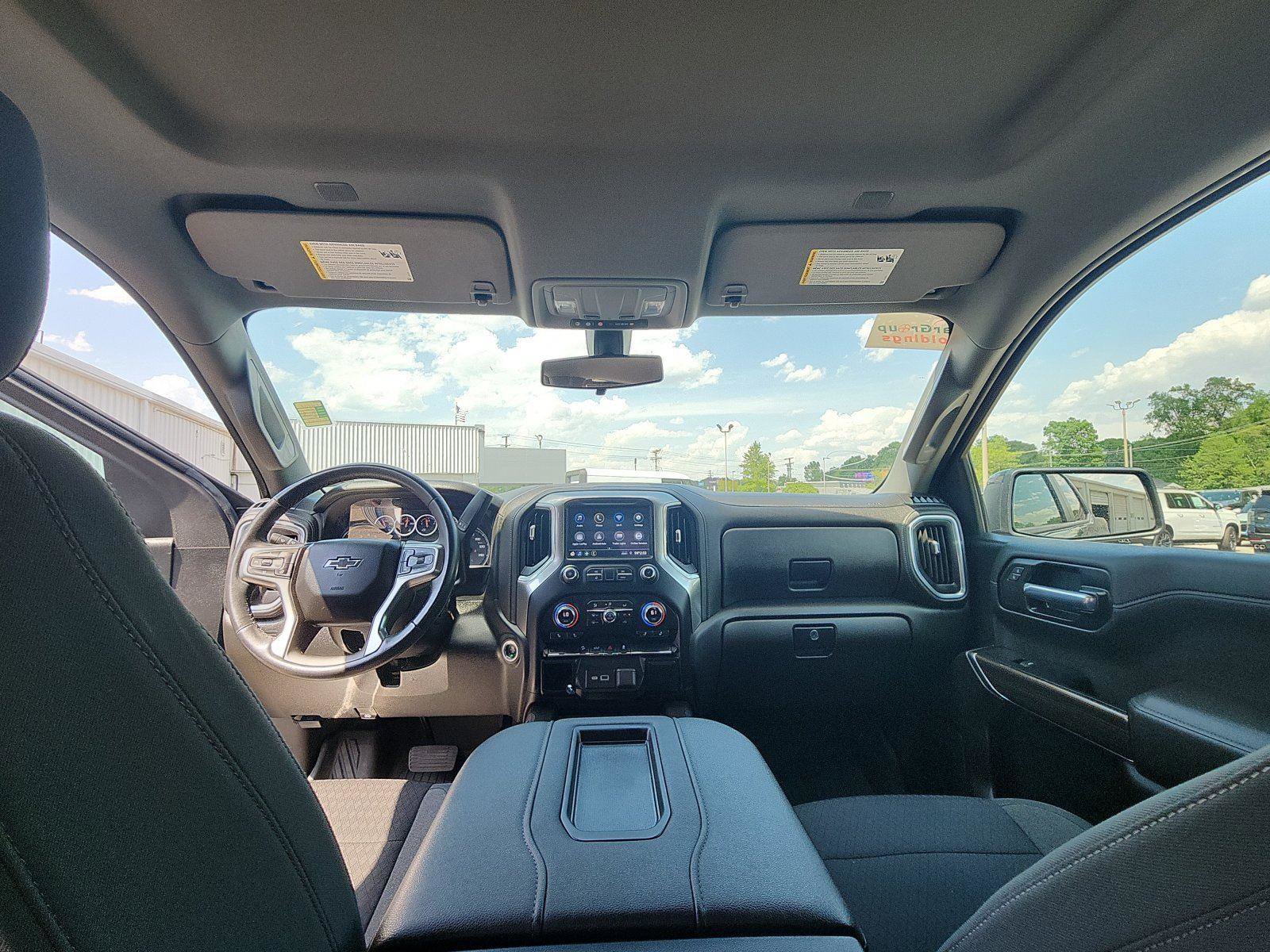 Used 2021 Chevrolet Silverado 1500 LT Trail Boss w/ Bed Protection Package AWD/4WD image 20