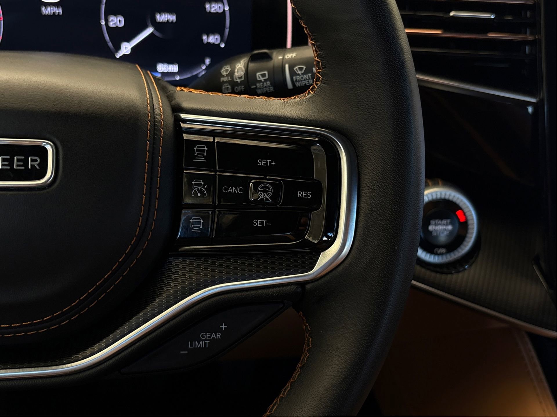 Used 2024 Jeep Grand Wagoneer Series III w/ Rear Seat Video Group 1 image 30