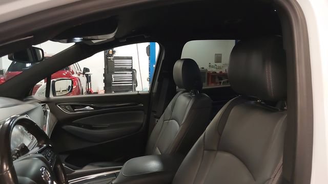 Used 2022 Buick Enclave Essence FWD image 22