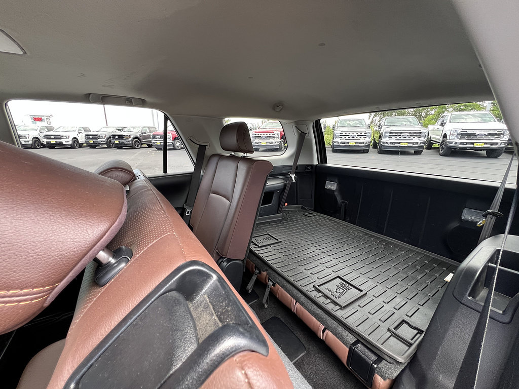 Used 2019 Toyota 4Runner Limited AWD/4WD image 37