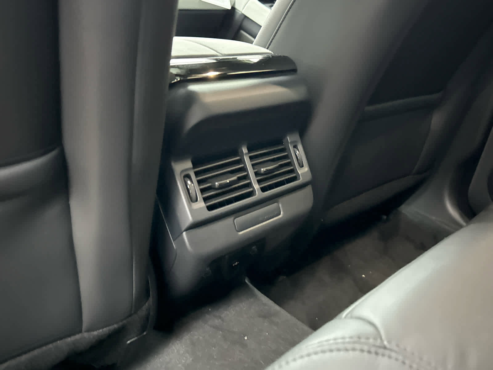 New 2026 Land Rover Range Rover Evoque Dynamic SE image 16