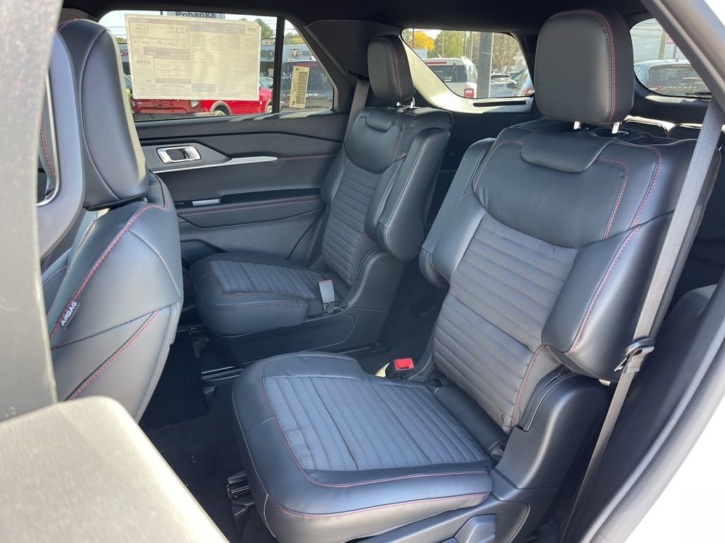 New 2026 Ford Explorer ST-Line w/ ST-Line Street Pack image 20