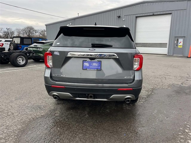 Certified 2022 Ford Explorer Limited w/ Equipment Group 301A image 4