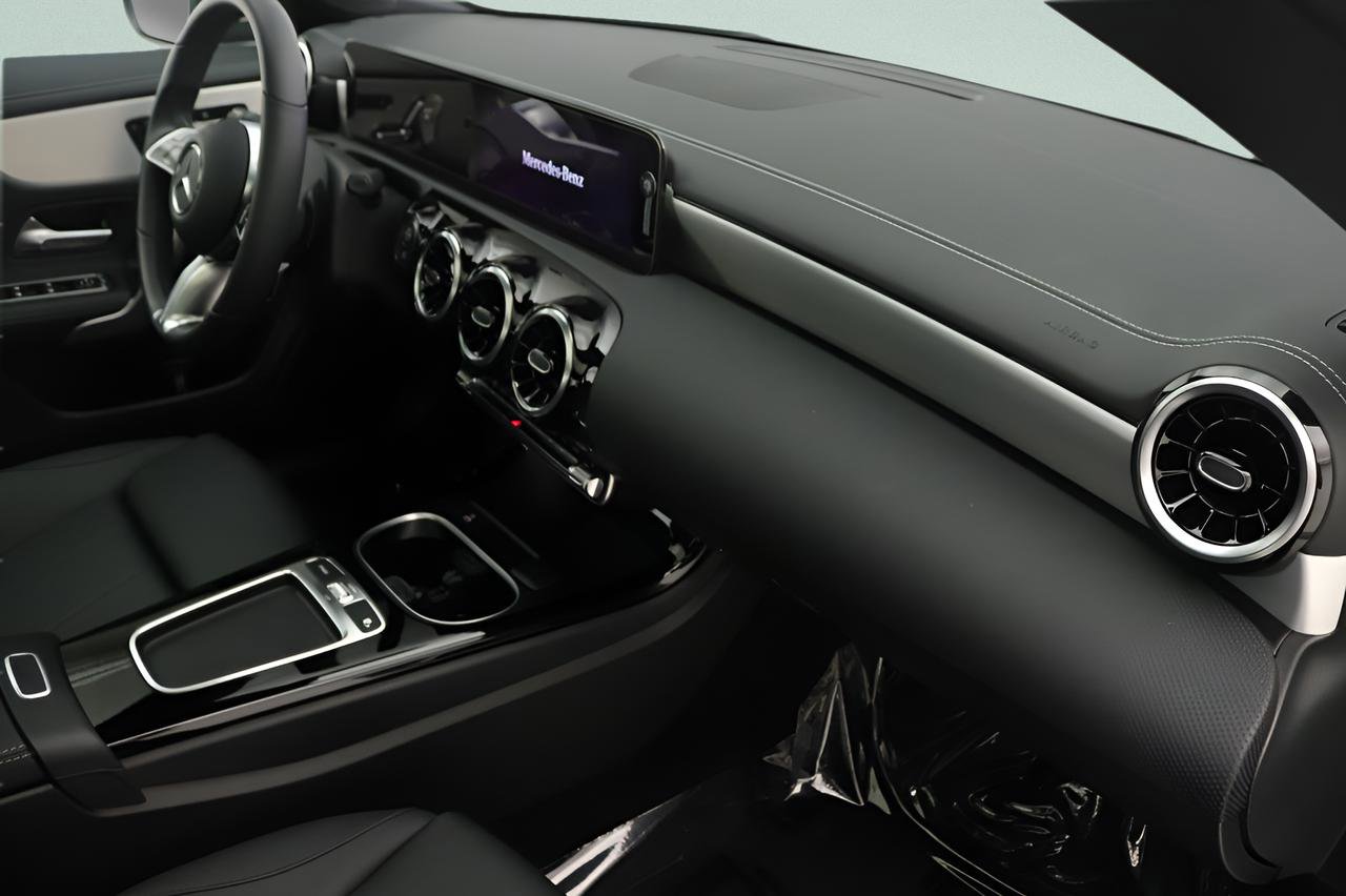 Certified 2026 Mercedes-Benz CLA 250 image 22