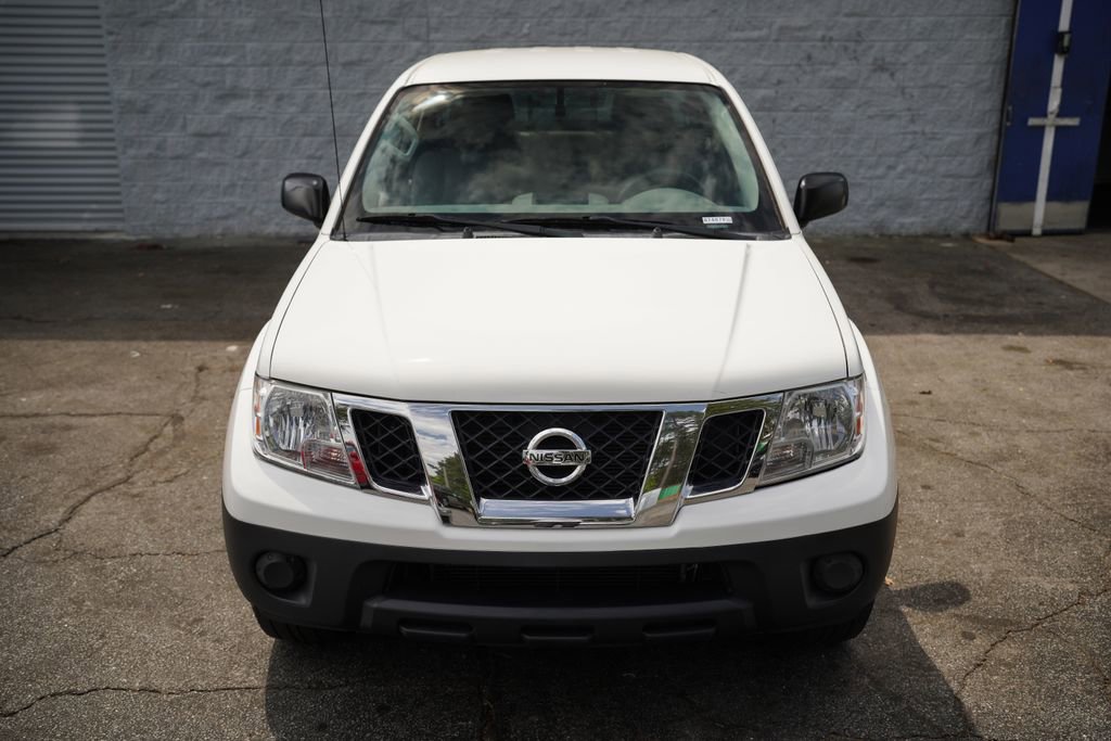 Used 2019 Nissan Frontier SV image 5