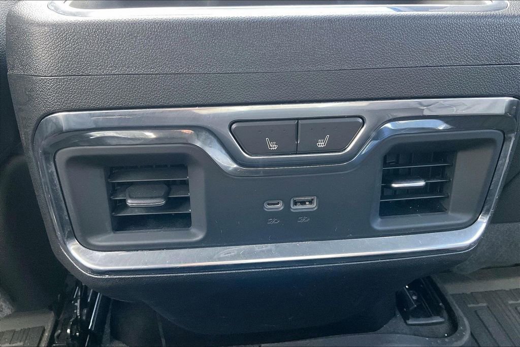 Used 2023 GMC Sierra 1500 SLT image 12