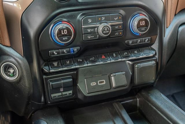 Used 2022 Chevrolet Silverado 3500 High Country image 29