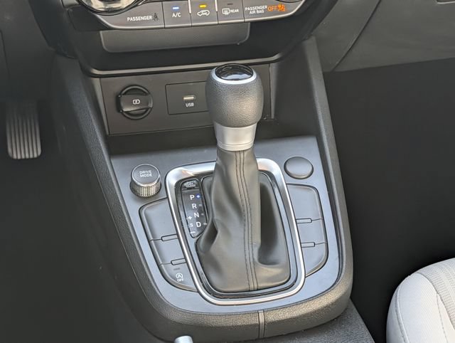 Used 2023 Hyundai Kona SEL FWD image 14