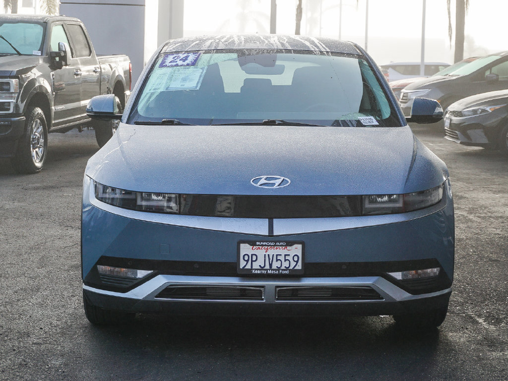 Used 2024 Hyundai Ioniq 5 SEL RWD image 2