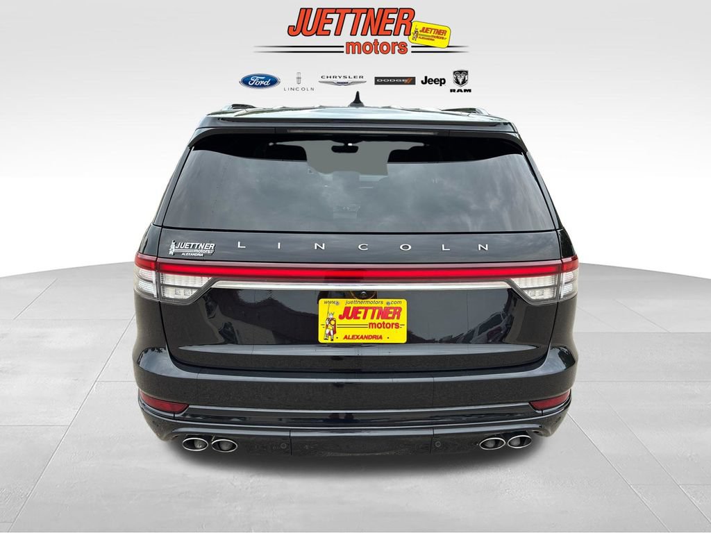 Used 2024 Lincoln Aviator Reserve w/ Jet Package AWD/4WD image 4