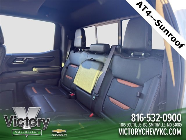 Used 2022 GMC Sierra 1500 AT4 w/ AT4 Preferred Package image 33