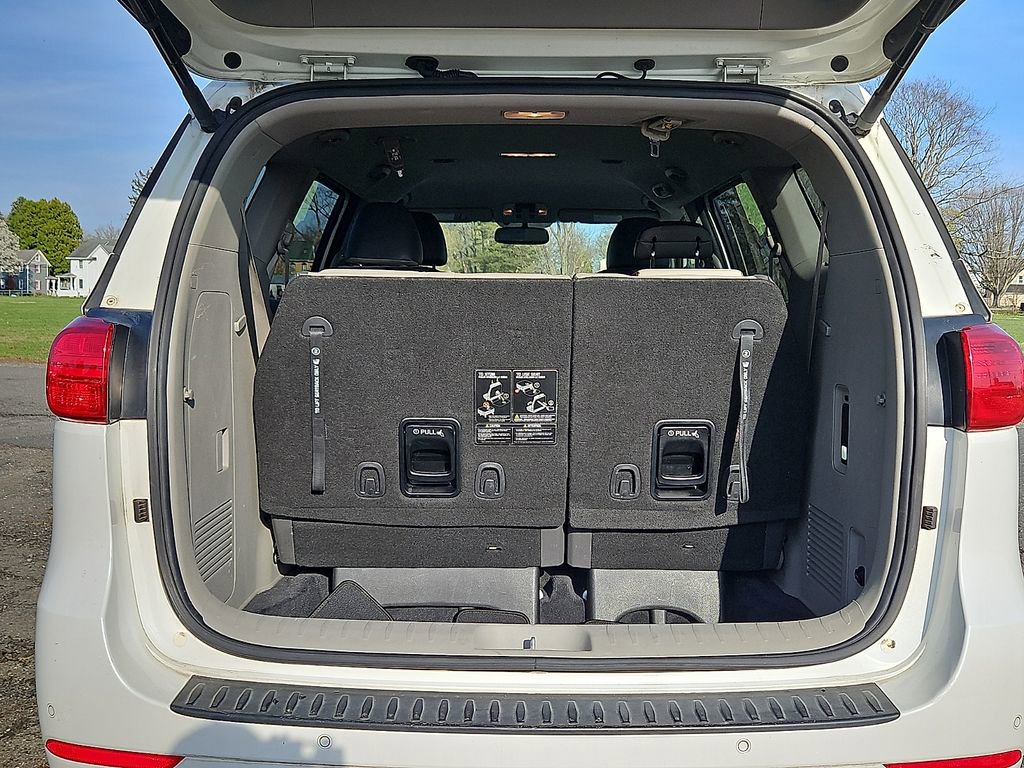 Used 2015 Kia Sedona EX image 30