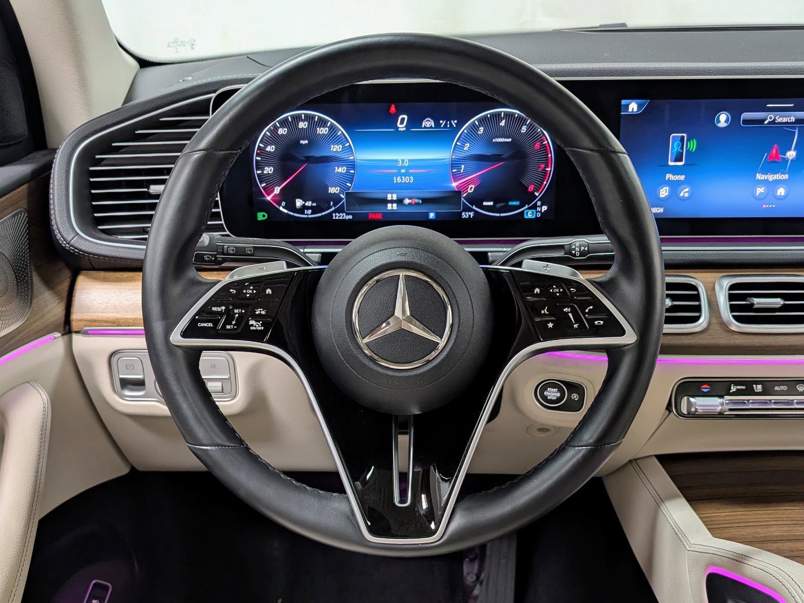 Used 2024 Mercedes-Benz GLS 450 4MATIC image 40