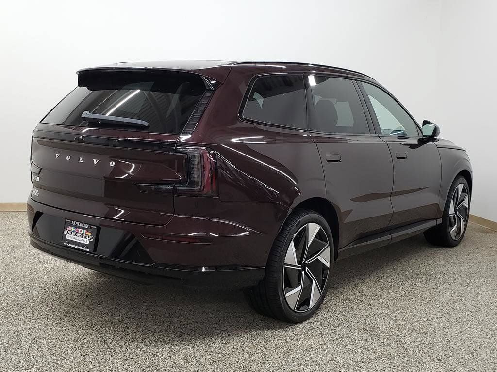 New 2025 Volvo EX90 Ultra w/ Protection Package Premier AWD/4WD image 3