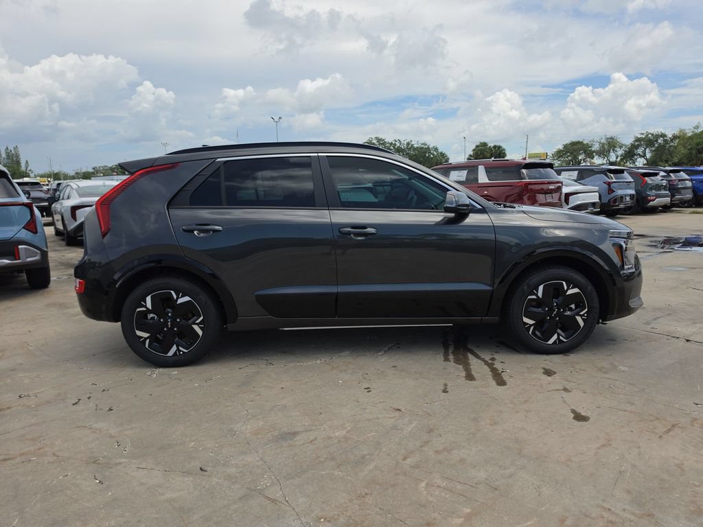 New 2026 Kia Niro Wind FWD image 9