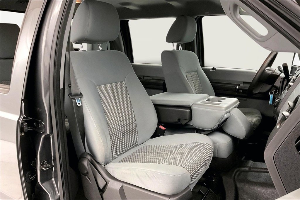 Used 2015 Ford F250 XL w/ Power Equipment Group image 21