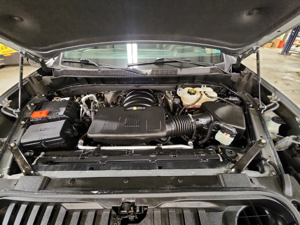 Used 2023 Chevrolet Silverado 1500 LTZ w/ Technology Package AWD/4WD image 29
