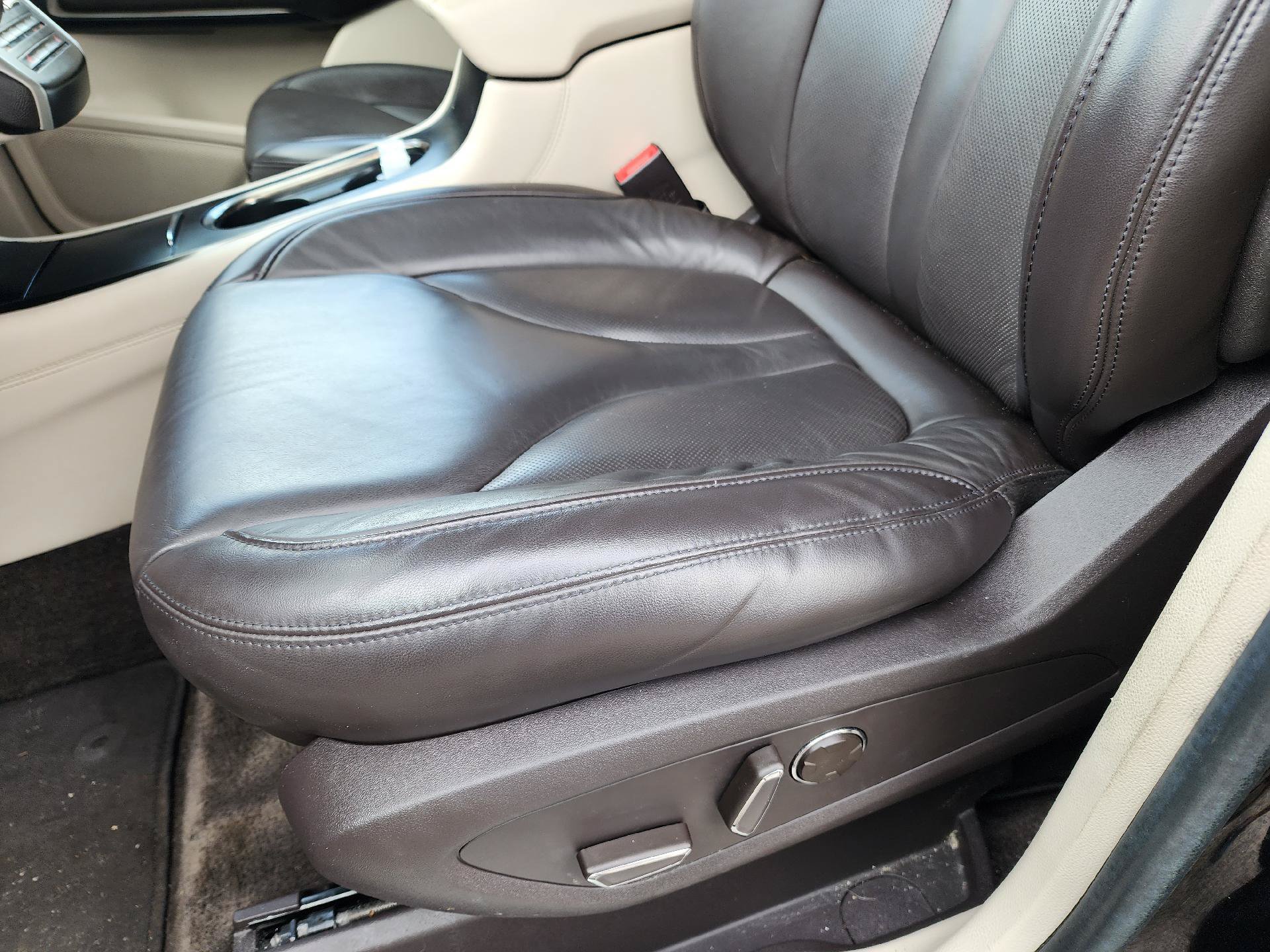 Used 2019 Lincoln MKC Select w/ Select Plus Package FWD image 8