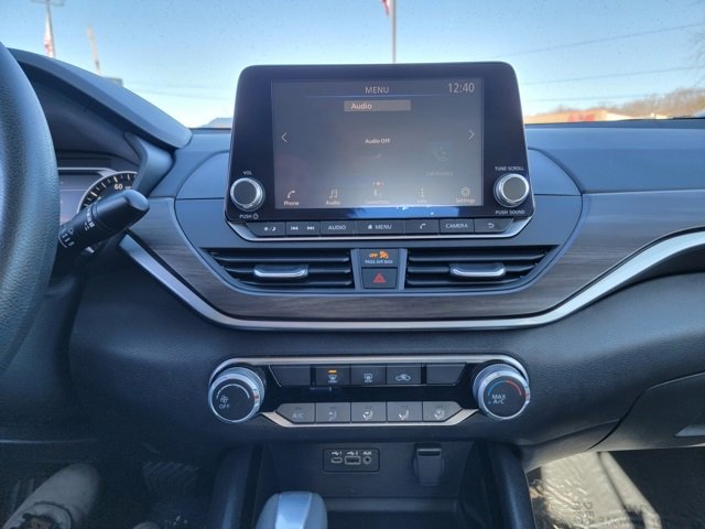 Used 2024 Nissan Altima 2.5 SV image 24