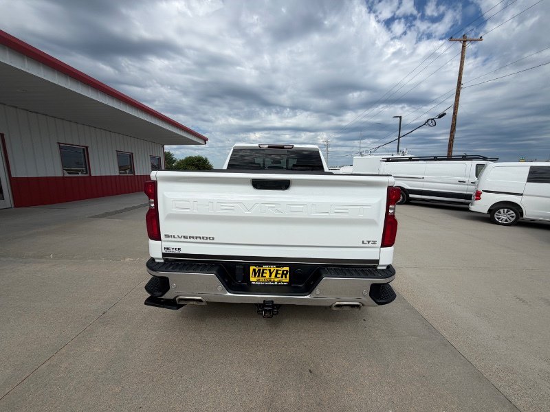 Used 2024 Chevrolet Silverado 1500 LTZ AWD/4WD image 7