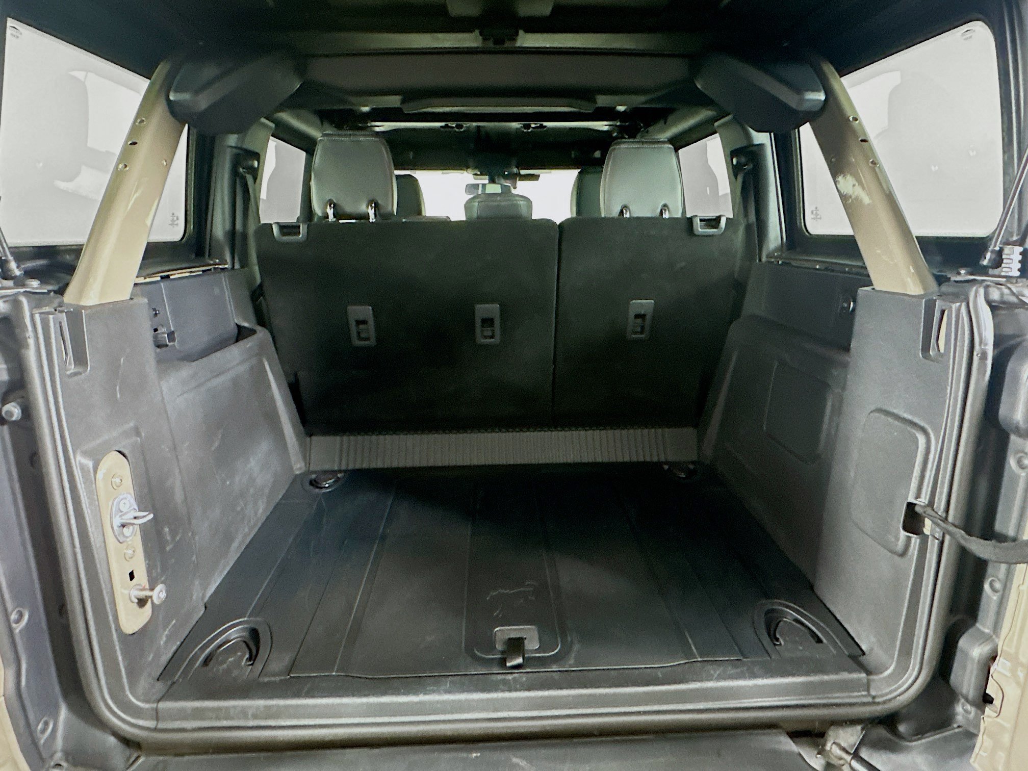 Used 2025 Ford Bronco Badlands AWD/4WD image 29