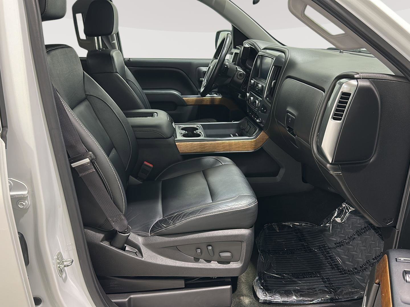 Used 2016 Chevrolet Silverado 1500 LTZ w/ Sport Package image 25