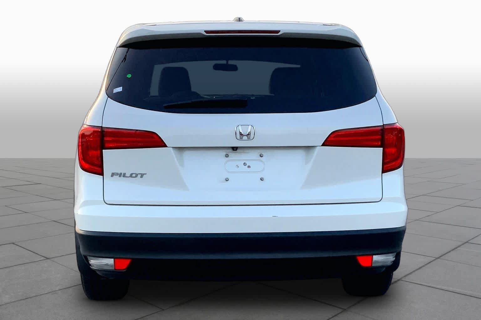 Used 2016 Honda Pilot EX image 5