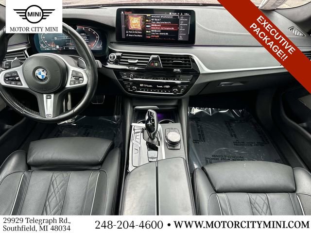 Used 2023 BMW M550i xDrive w/ Executive Package image 15