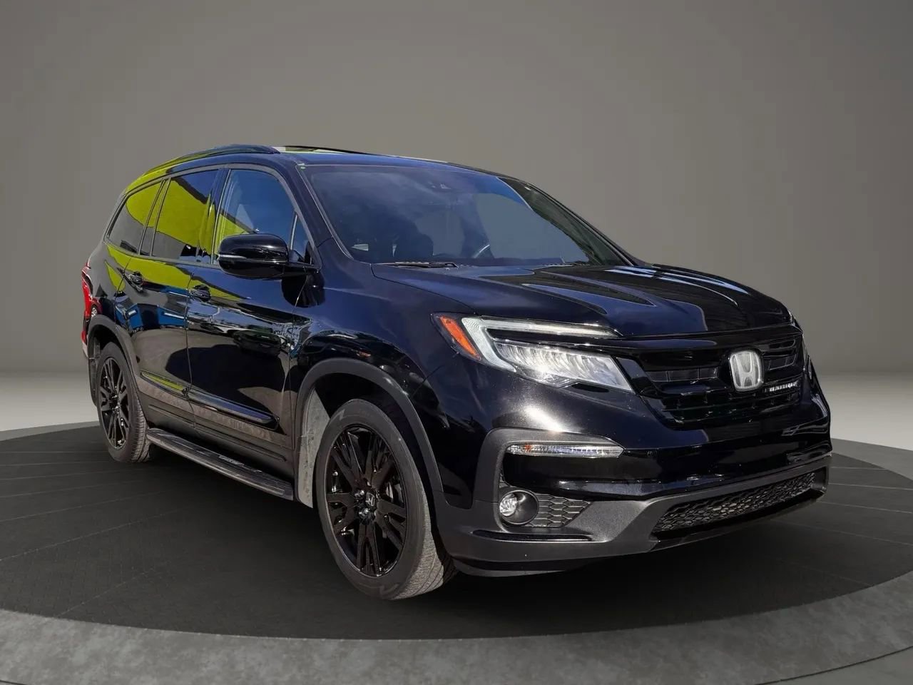 Used 2020 Honda Pilot Black Edition image 4