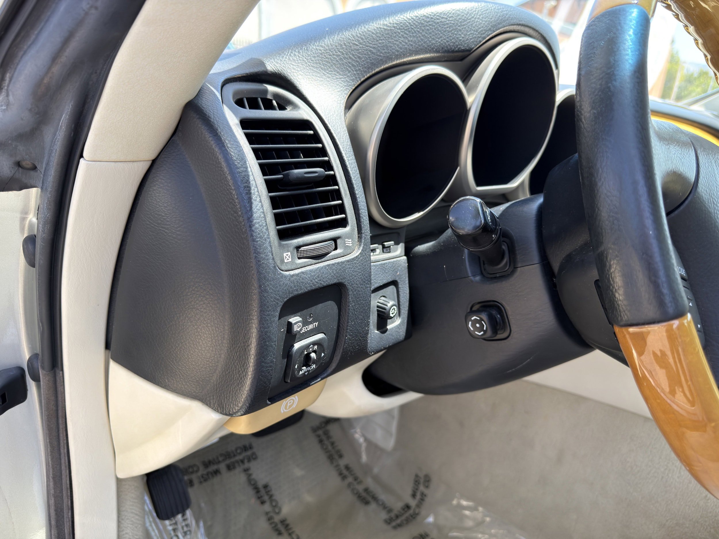 Used 2003 Lexus SC 430 Convertible RWD image 18
