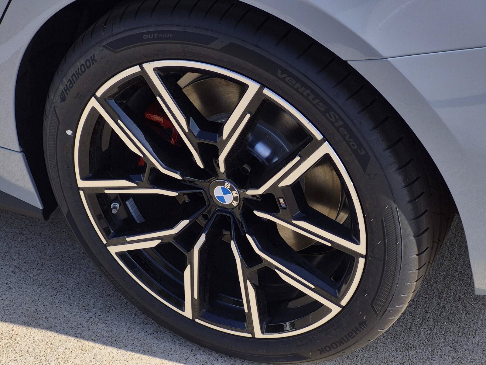 New 2026 BMW i4 eDrive40 w/ M Sport Package RWD image 7