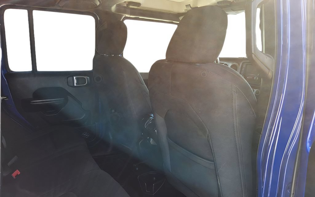 Used 2019 Jeep Wrangler Unlimited Sport S AWD/4WD image 35