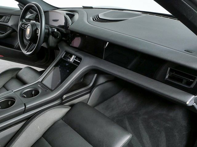 Certified 2024 Porsche Taycan image 24