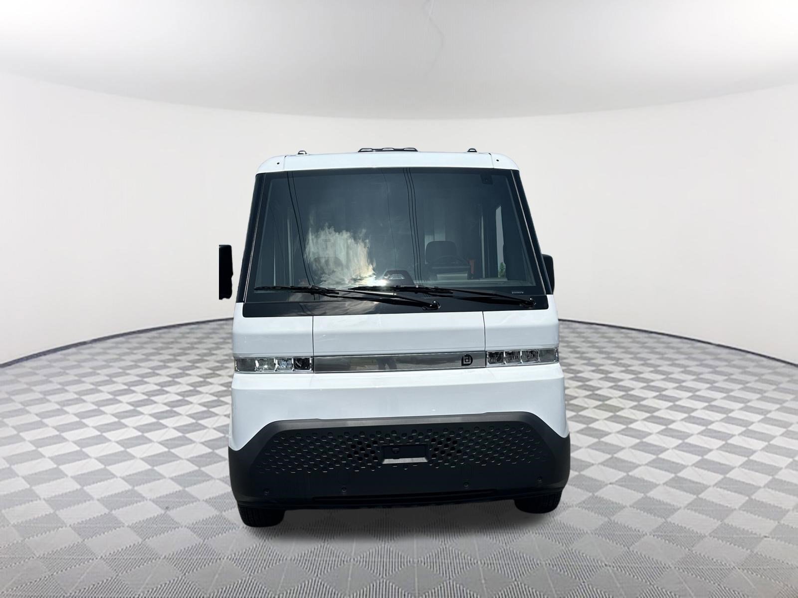 Used 2024 Chevrolet Brightdrop 600 w/ Commercial Equipment Package AWD/4WD image 2