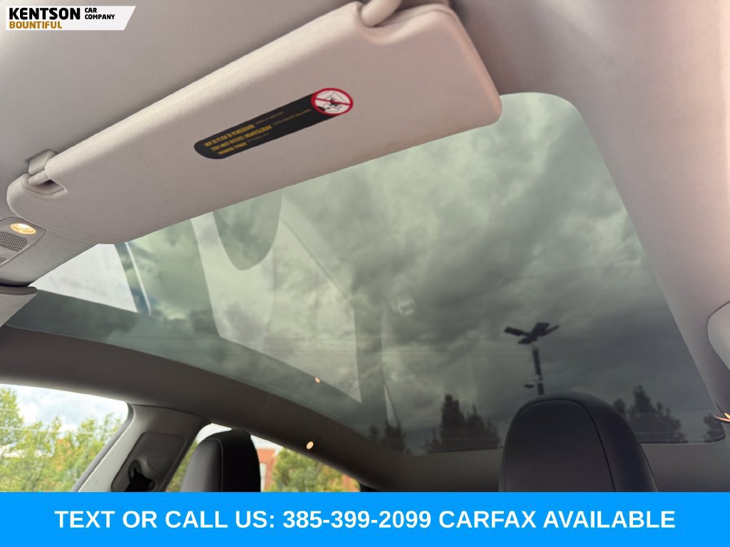 Used 2023 Tesla Model Y Long Range AWD/4WD image 25
