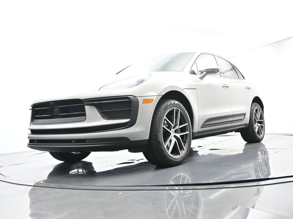 Certified 2026 Porsche Macan Turbo AWD/4WD image 45