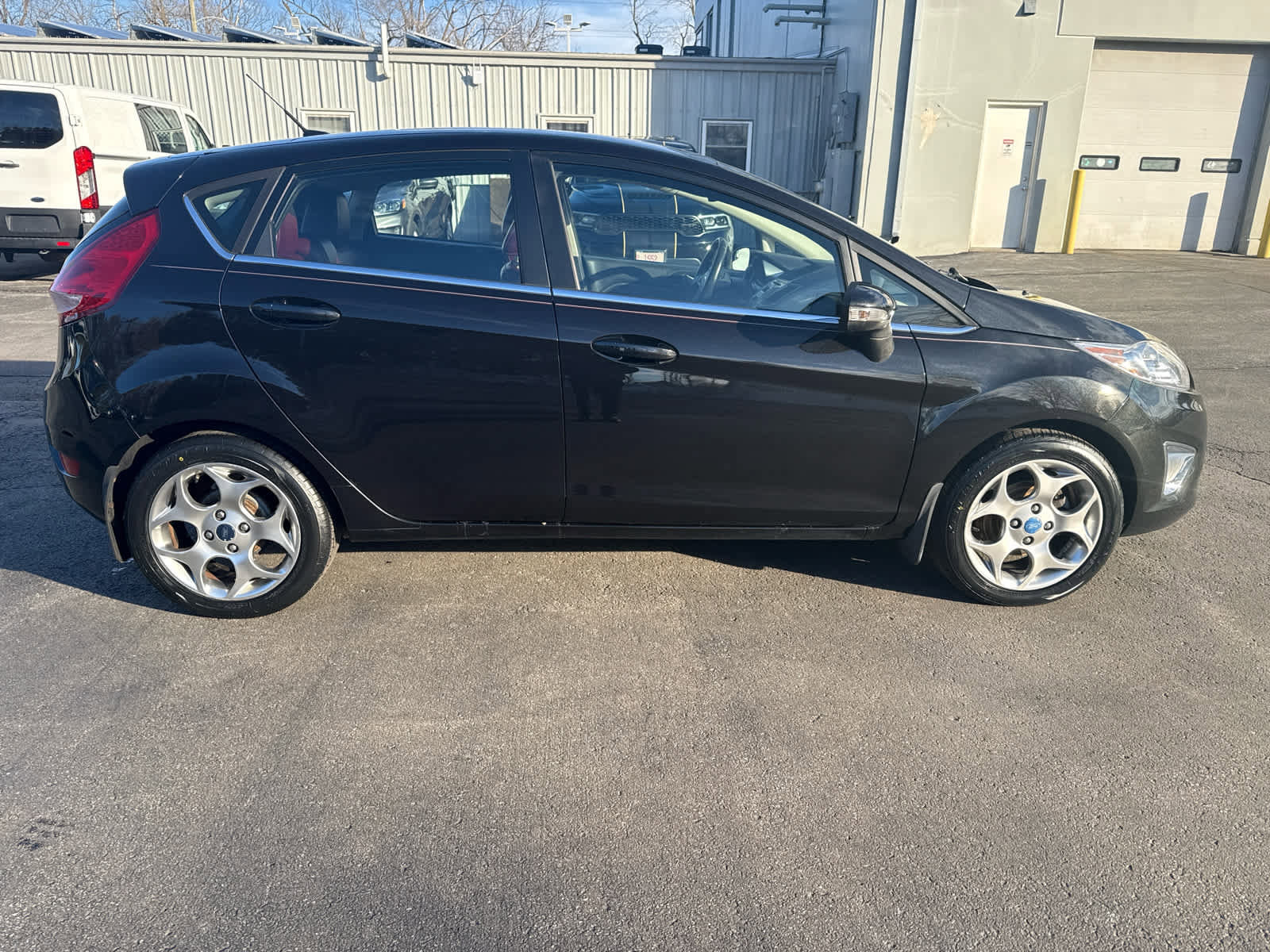 Used 2011 Ford Fiesta SES w/ 301A Rapid Spec Order Code image 2