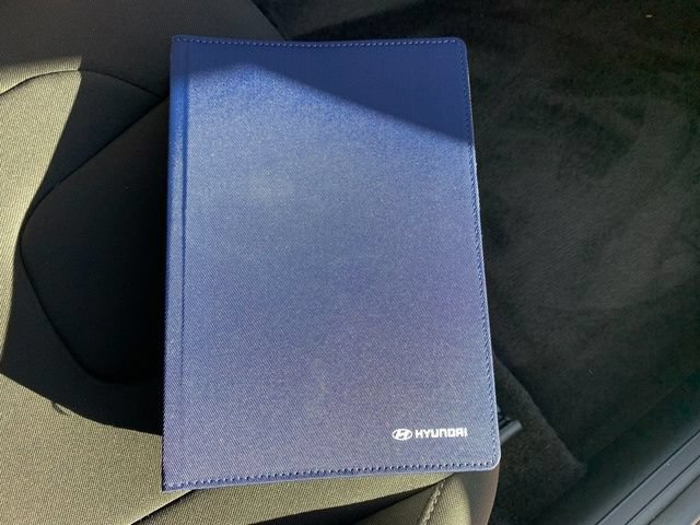Certified 2025 Hyundai Elantra SEL FWD image 12