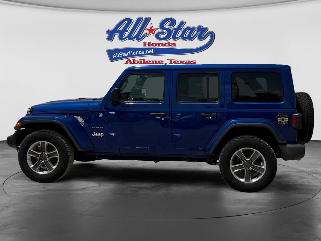 Used 2018 Jeep Wrangler Unlimited Sahara w/ Dual Top Group AWD/4WD image 8