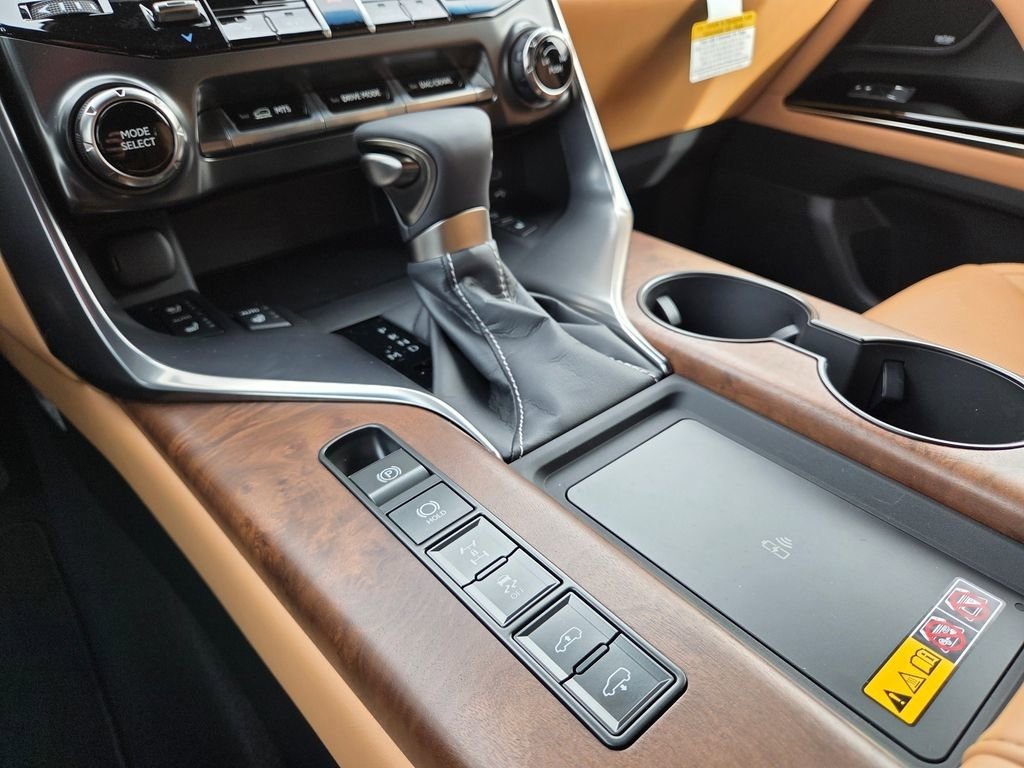 New 2026 Lexus LX 600 4WD w/ Premium Package image 41