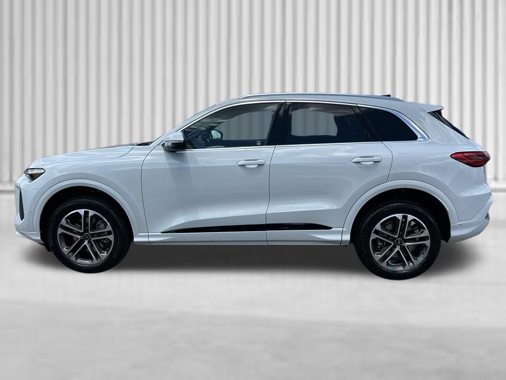 New 2026 Audi Q5 Premium Plus AWD/4WD image 2